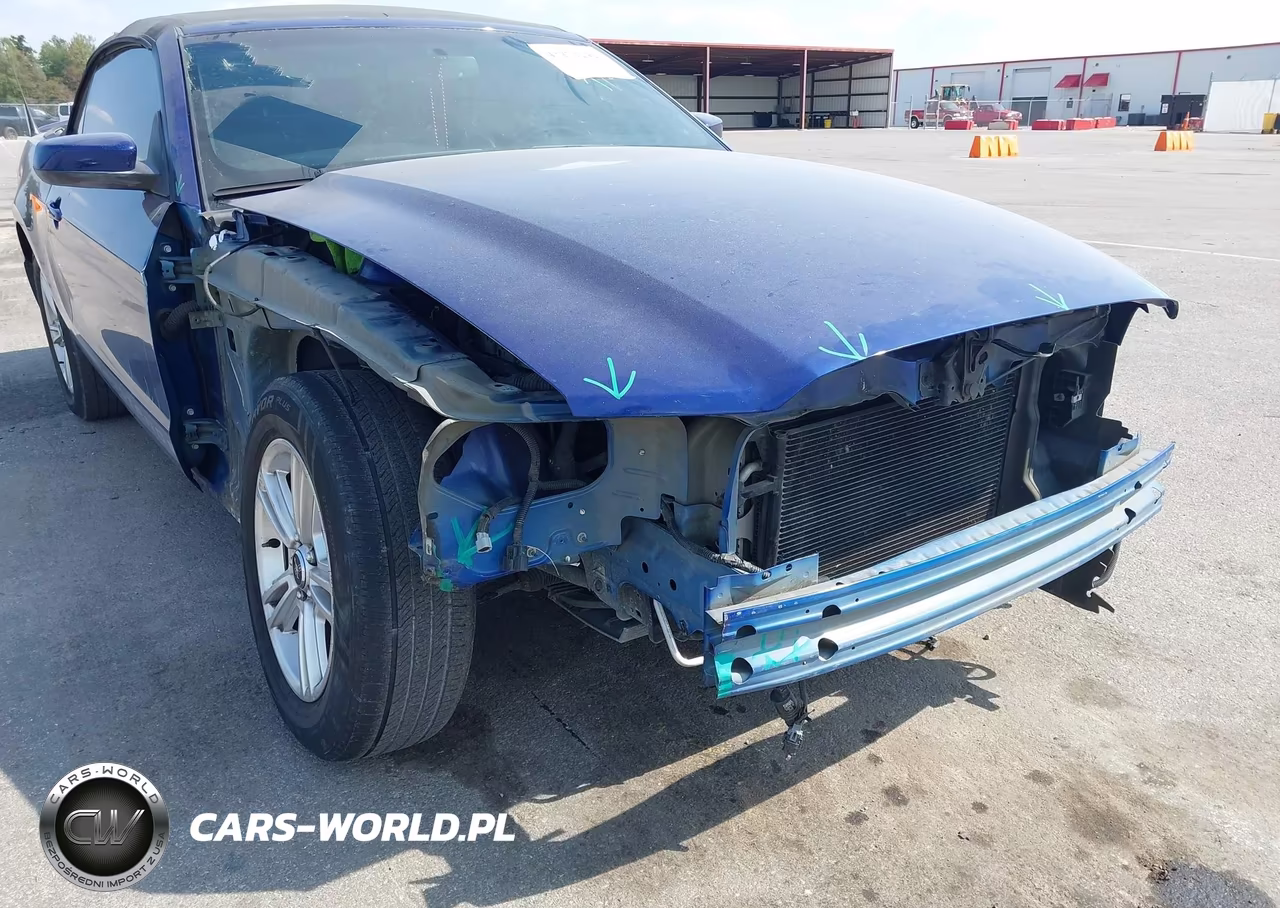 2014 Ford Mustang V6 Premium VIN:1ZVBP8EM3E5253898 - 6