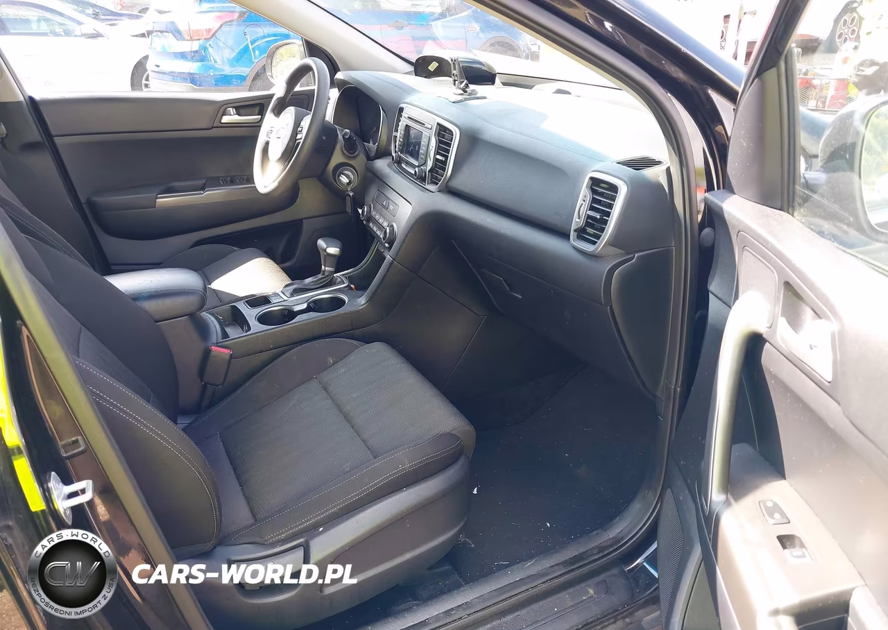 2019 Kia Sportage Lx VIN:KNDPMCAC6K7603218 - 5
