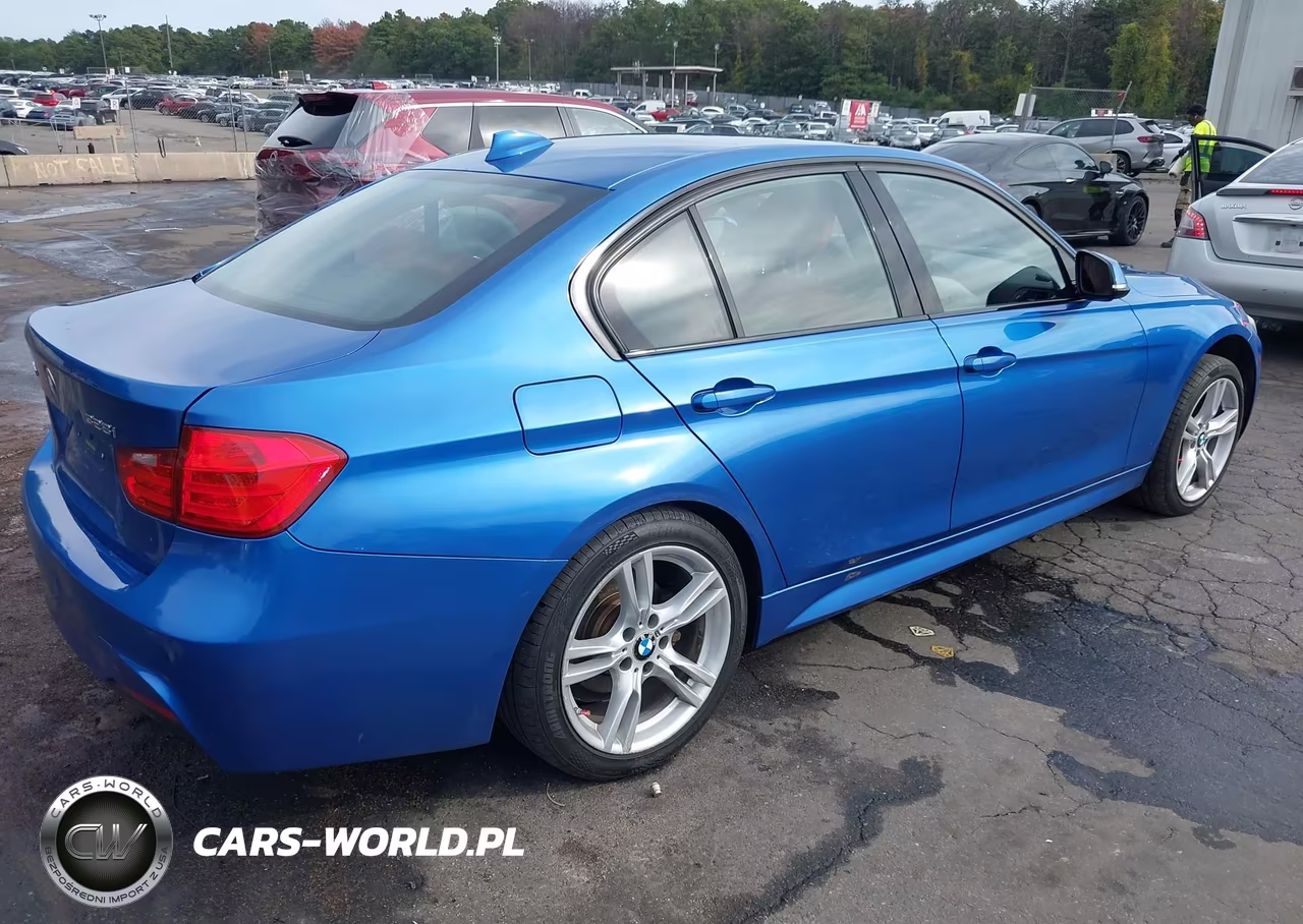 2013 BMW 328I xDrive VIN:WBA3B5G55DNS02232 - 4