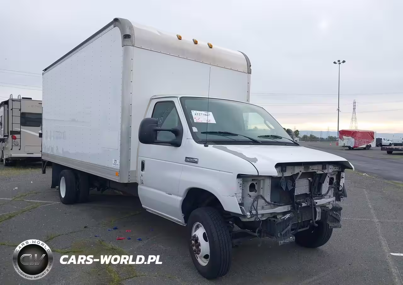 2011 Ford E-450 Cutaway