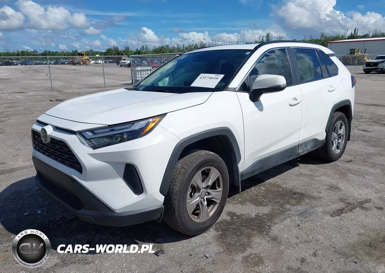 2024 Toyota Rav4 Xle VIN:2T3W1RFV5RC259513 - 2