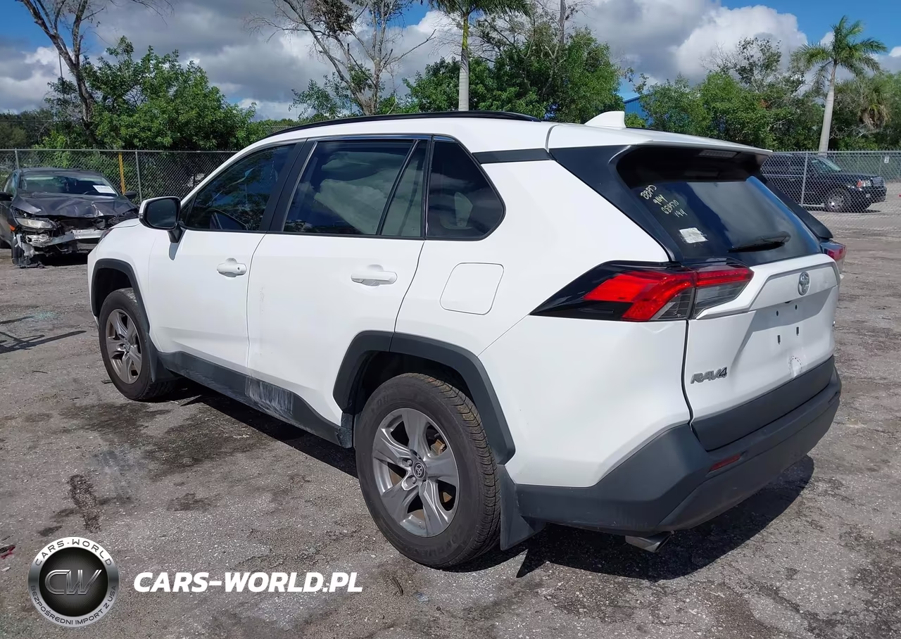 2024 Toyota Rav4 Xle VIN:2T3W1RFV5RC259513 - 3