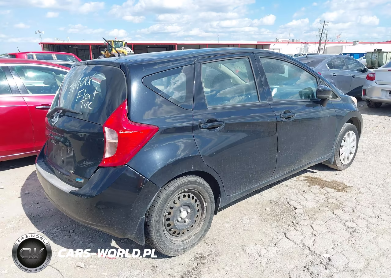 2015 Nissan Versa Note S Plus VIN:3N1CE2CP7FL444591 - 4