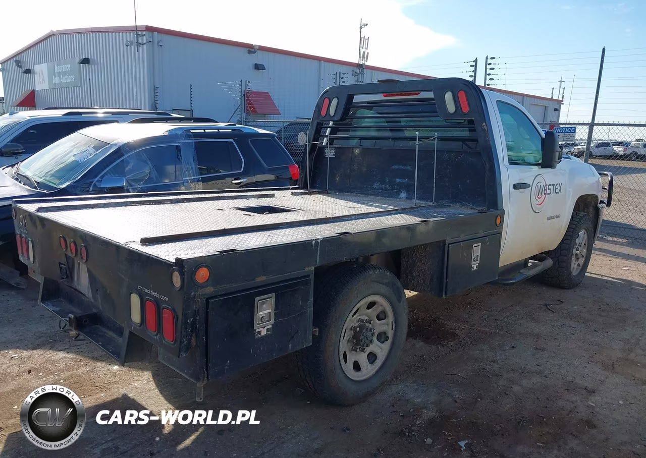 2013 Chevrolet Silverado 3500Hd Lt VIN:1GB3K0C82DZ335310 - 4