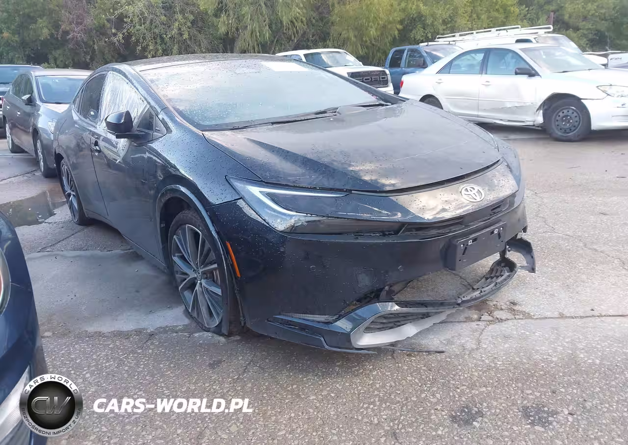 2024 TOYOTA PRIUS XLE