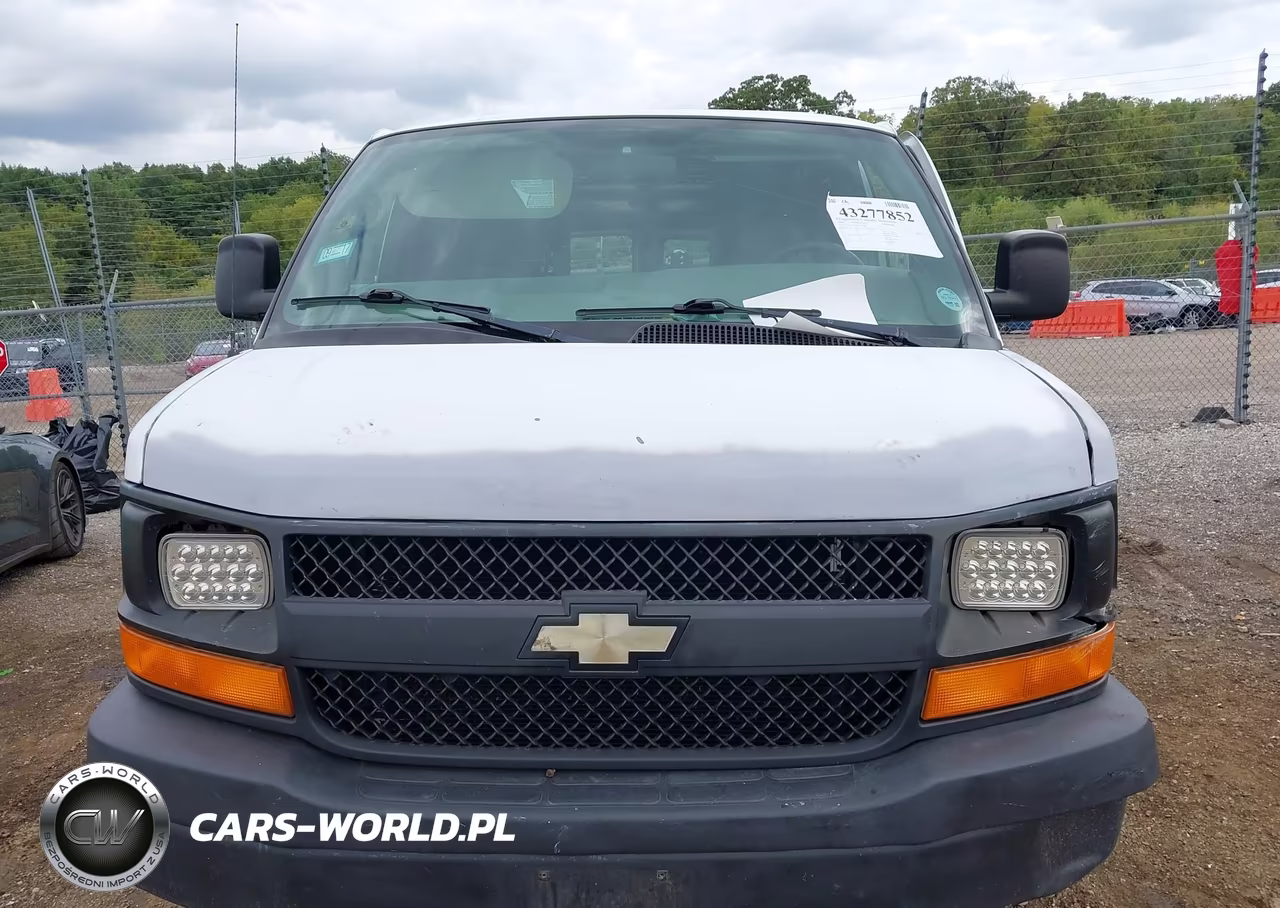 2008 Chevrolet Express Work Van VIN:1GCFG15X081147748 - 12