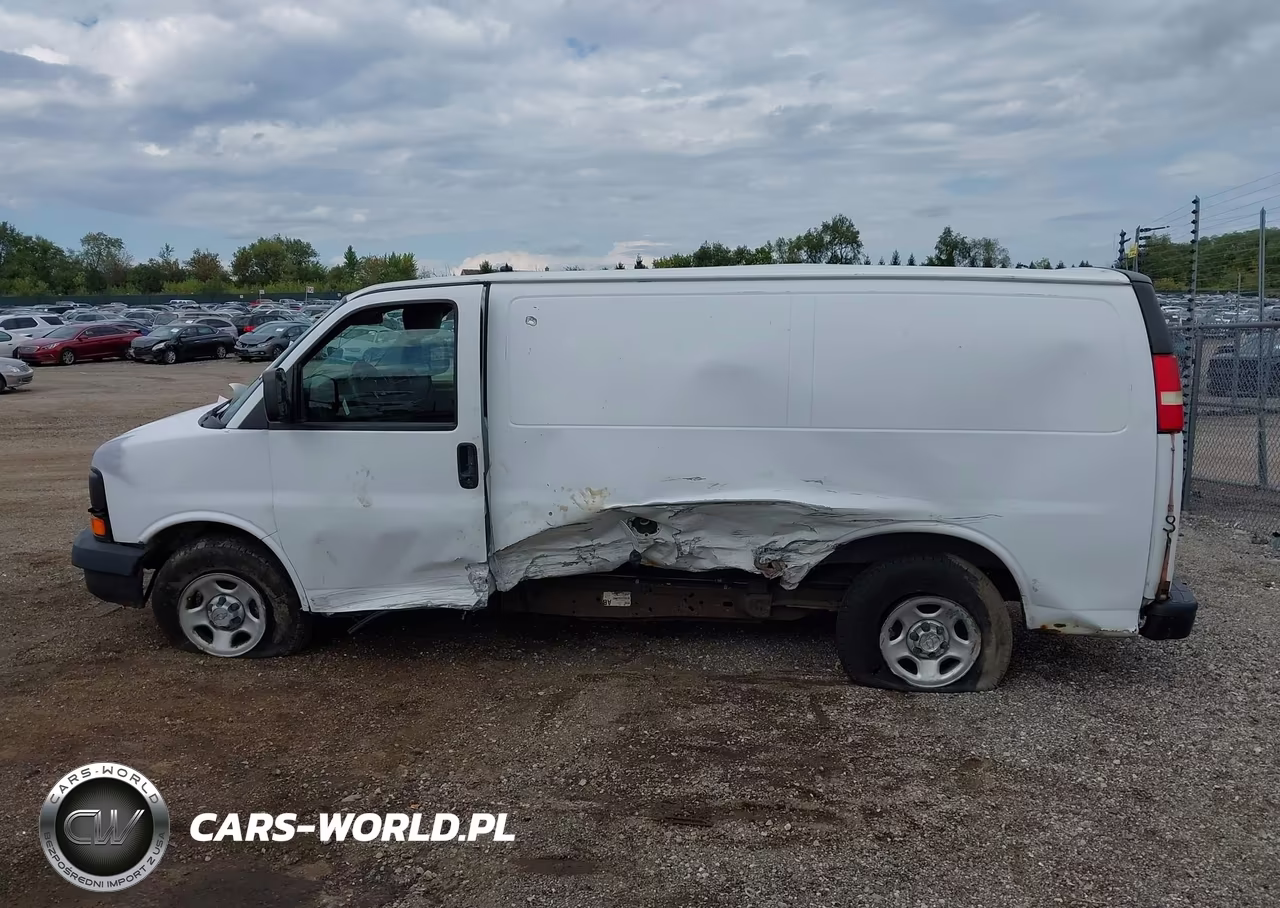 2008 Chevrolet Express Work Van VIN:1GCFG15X081147748 - 14