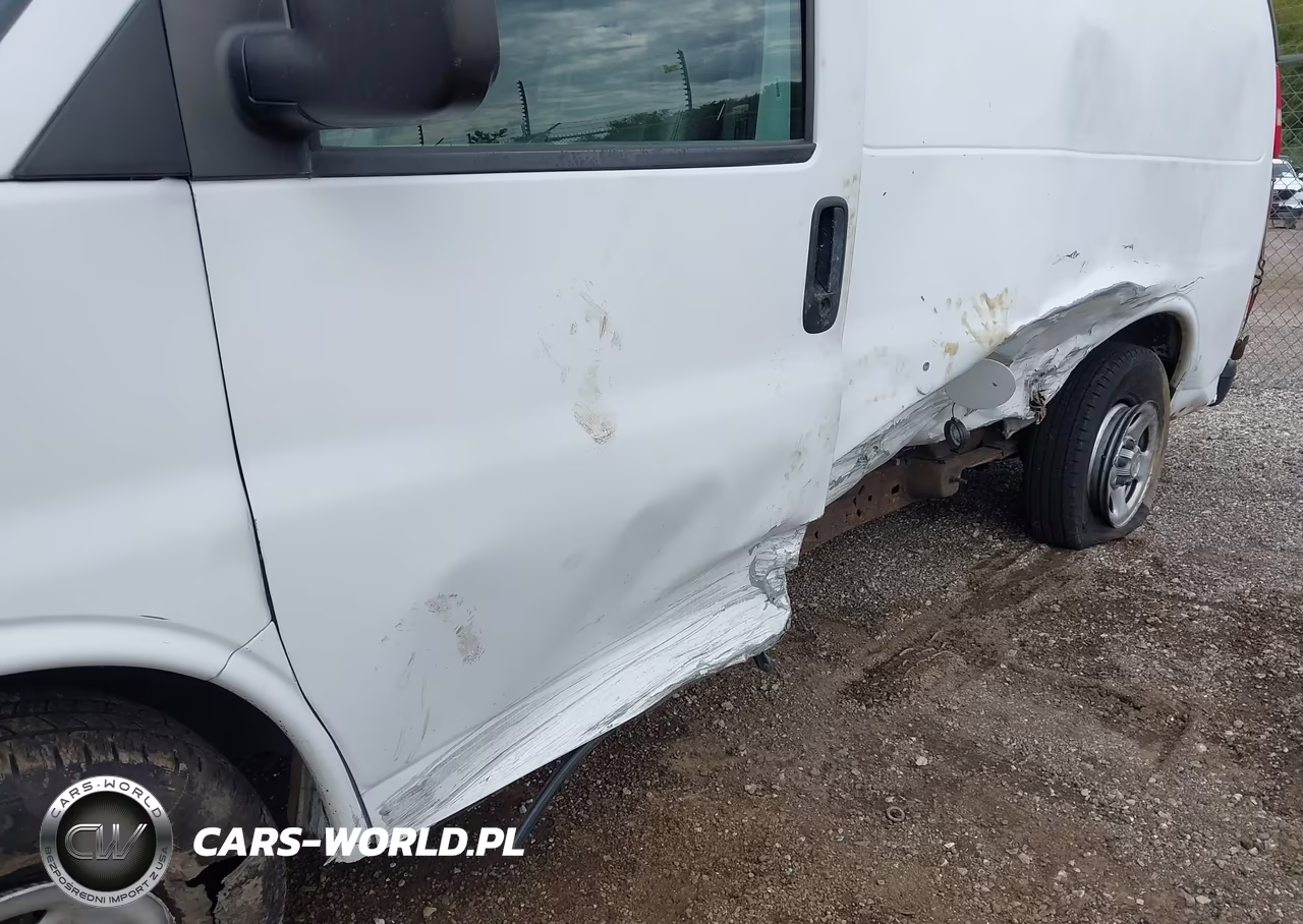 2008 Chevrolet Express Work Van VIN:1GCFG15X081147748 - 6