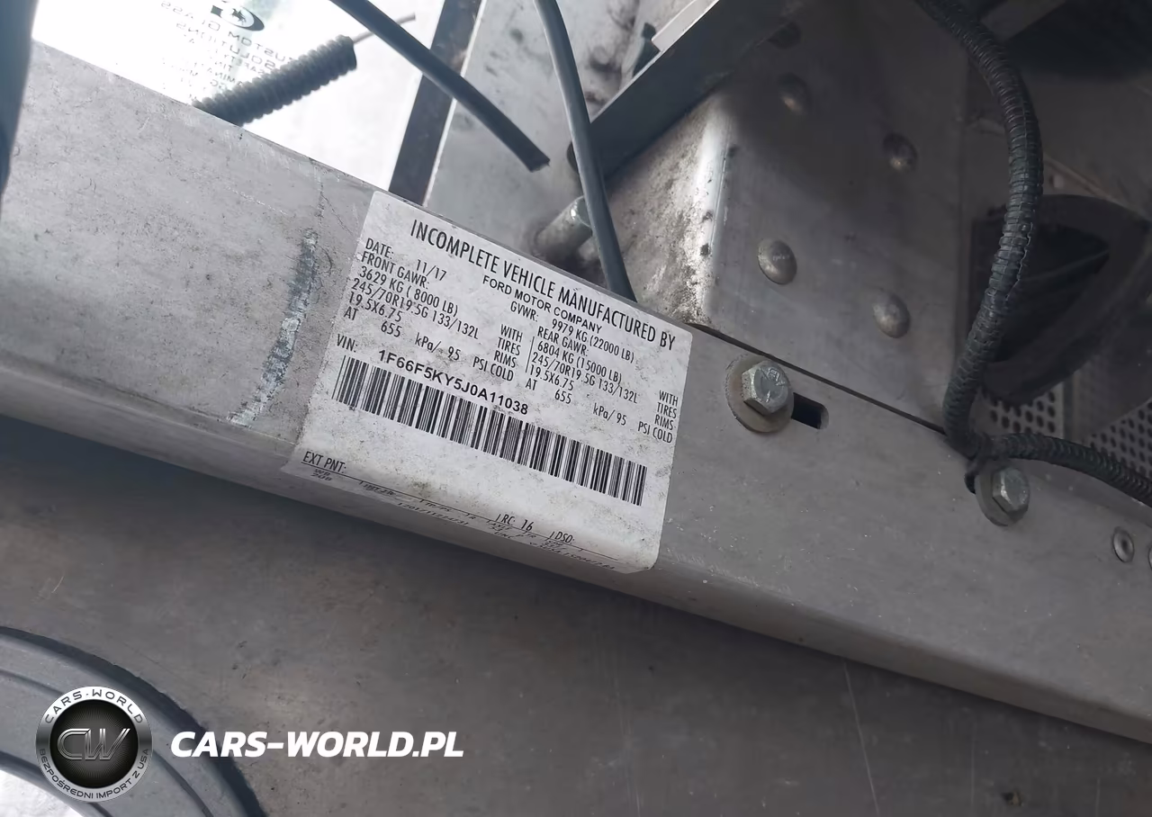 2018 Ford F-59 Commercial Stripped VIN:1F66F5KY5J0A11038 - 9