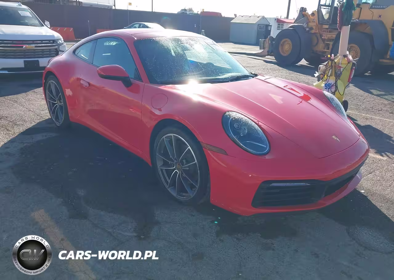 2020 Porsche 911 Carrera