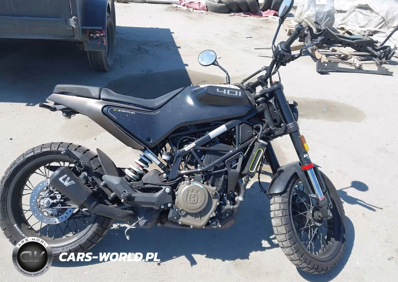 2023 Husqvarna Vitpilen 401-Svartpilen 401 VIN:MD2JUJ402PC225807 - 11