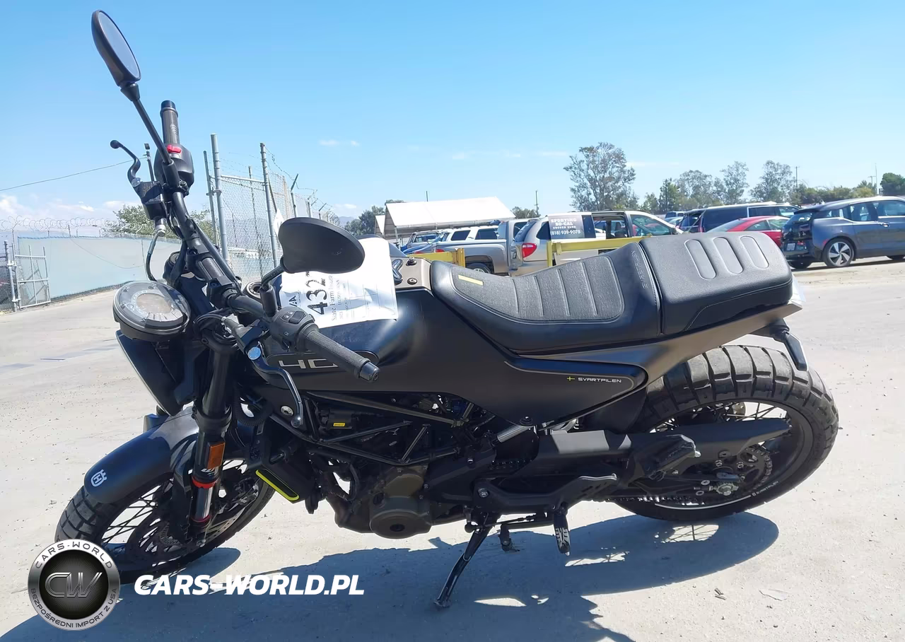 2023 Husqvarna Vitpilen 401-Svartpilen 401 VIN:MD2JUJ402PC225807 - 12
