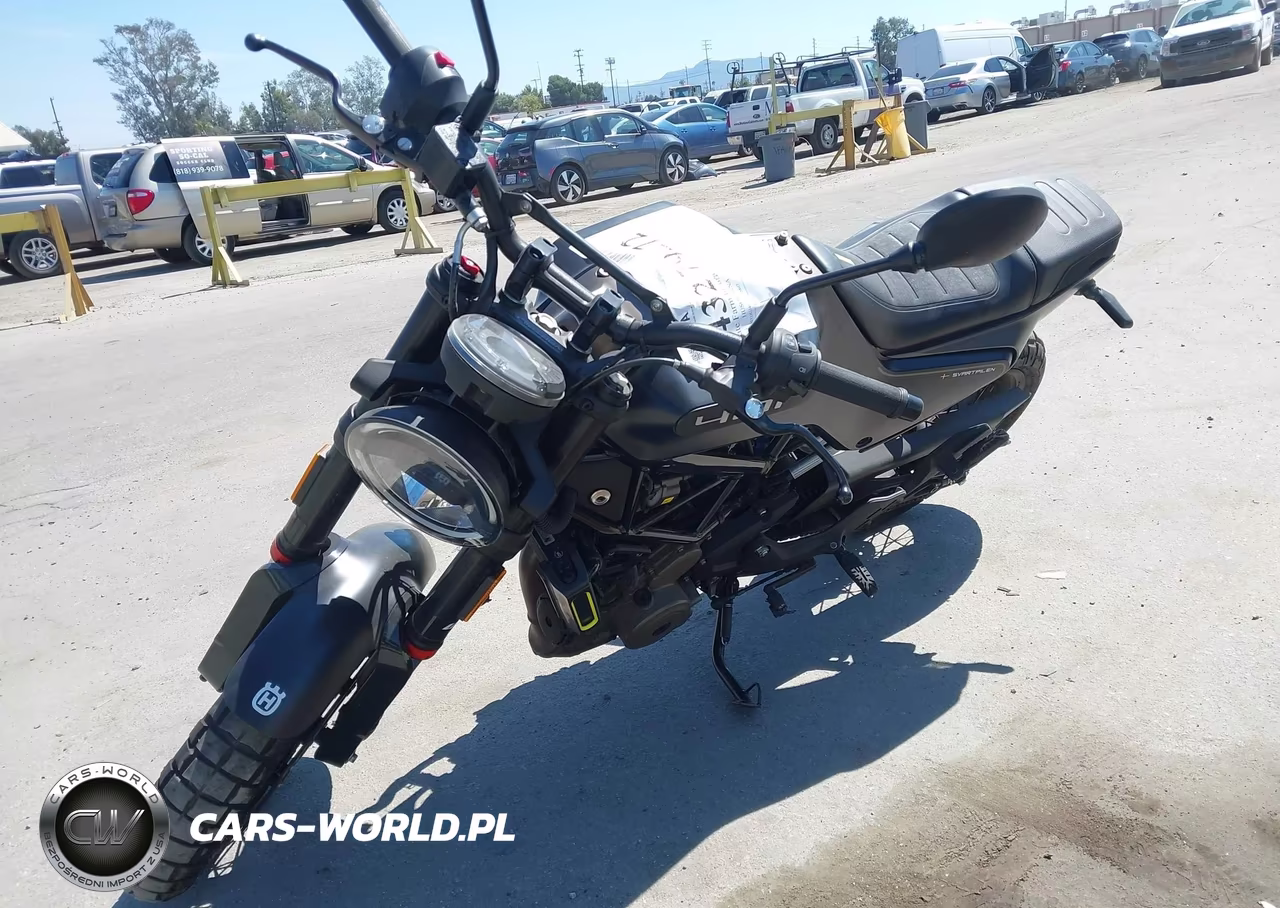 2023 Husqvarna Vitpilen 401-Svartpilen 401 VIN:MD2JUJ402PC225807 - 2