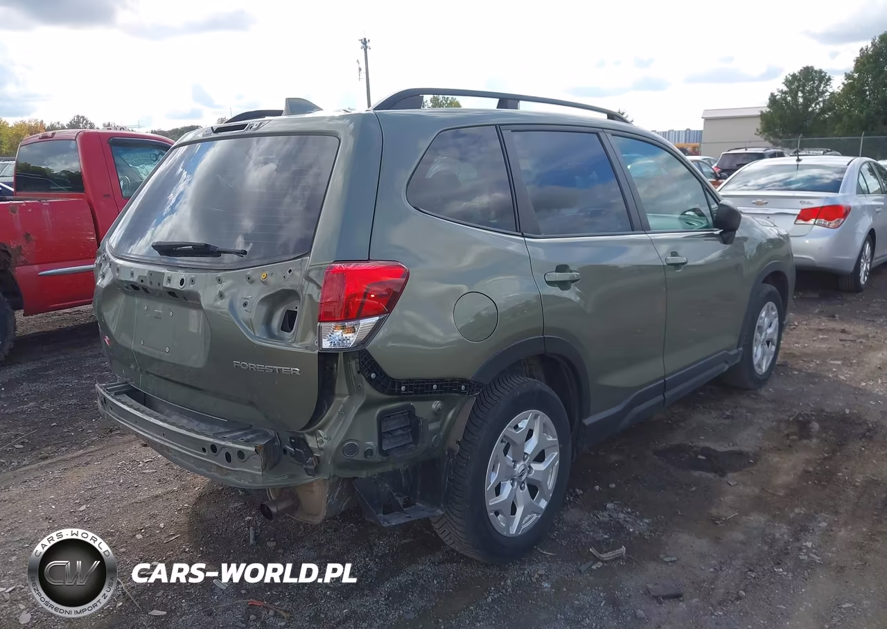 2019 Subaru Forester VIN:JF2SKACC1KH459025 - 4