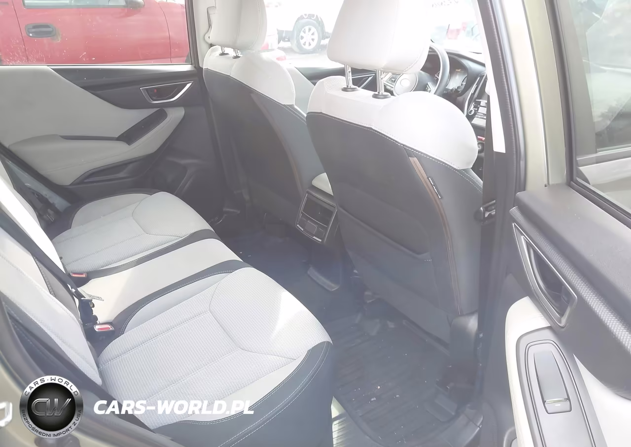 2019 Subaru Forester VIN:JF2SKACC1KH459025 - 8