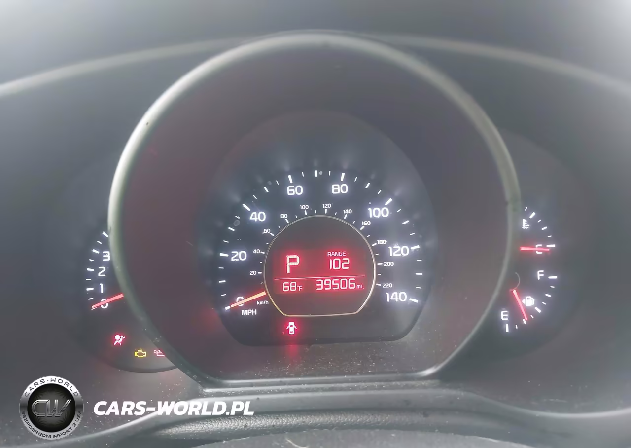 2014 Kia Soul + VIN:KNDJP3A59E7047151 - 7
