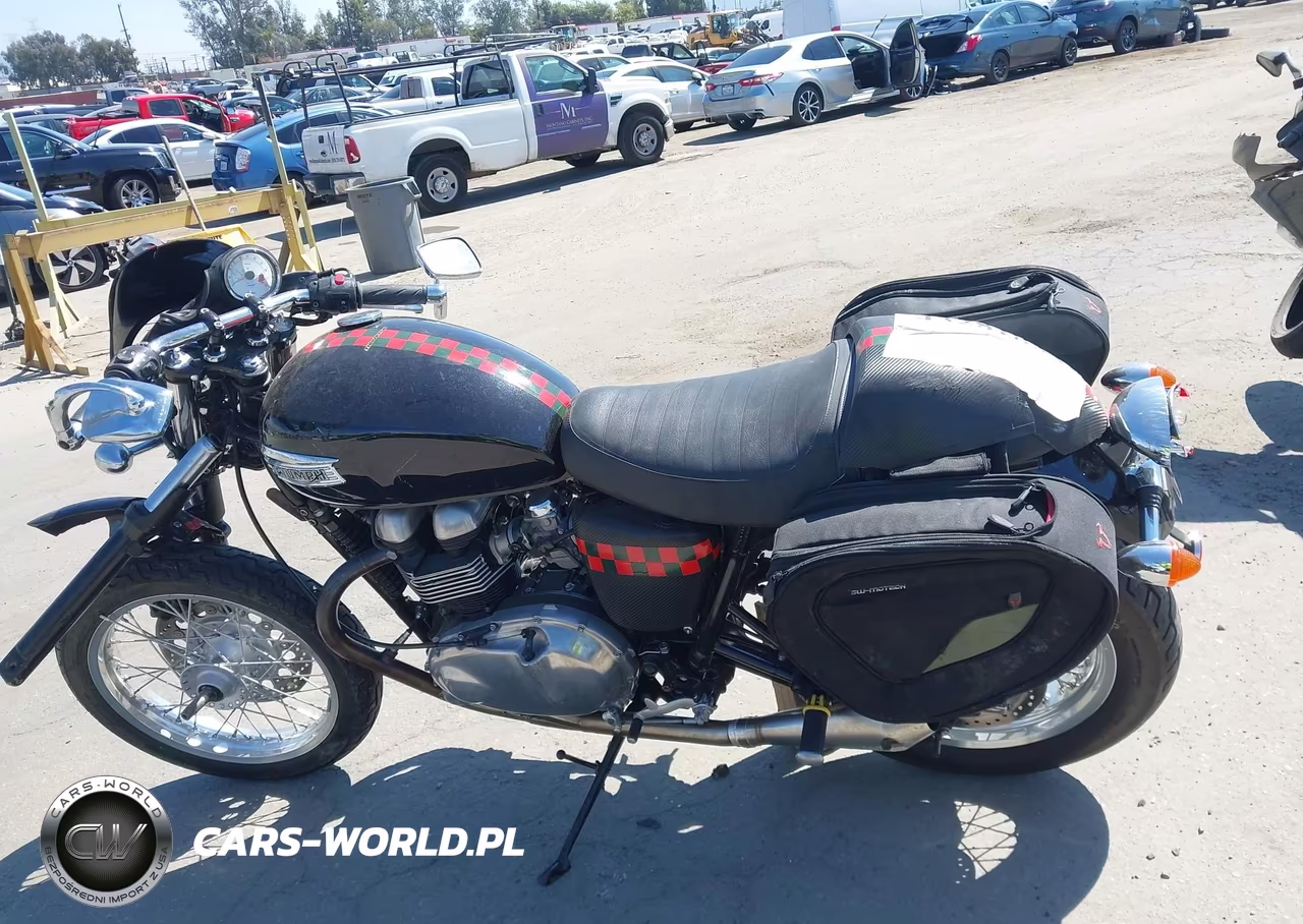 2014 Triumph Motorcycle Thruxton VIN:SMT920K18ET655599 - 13