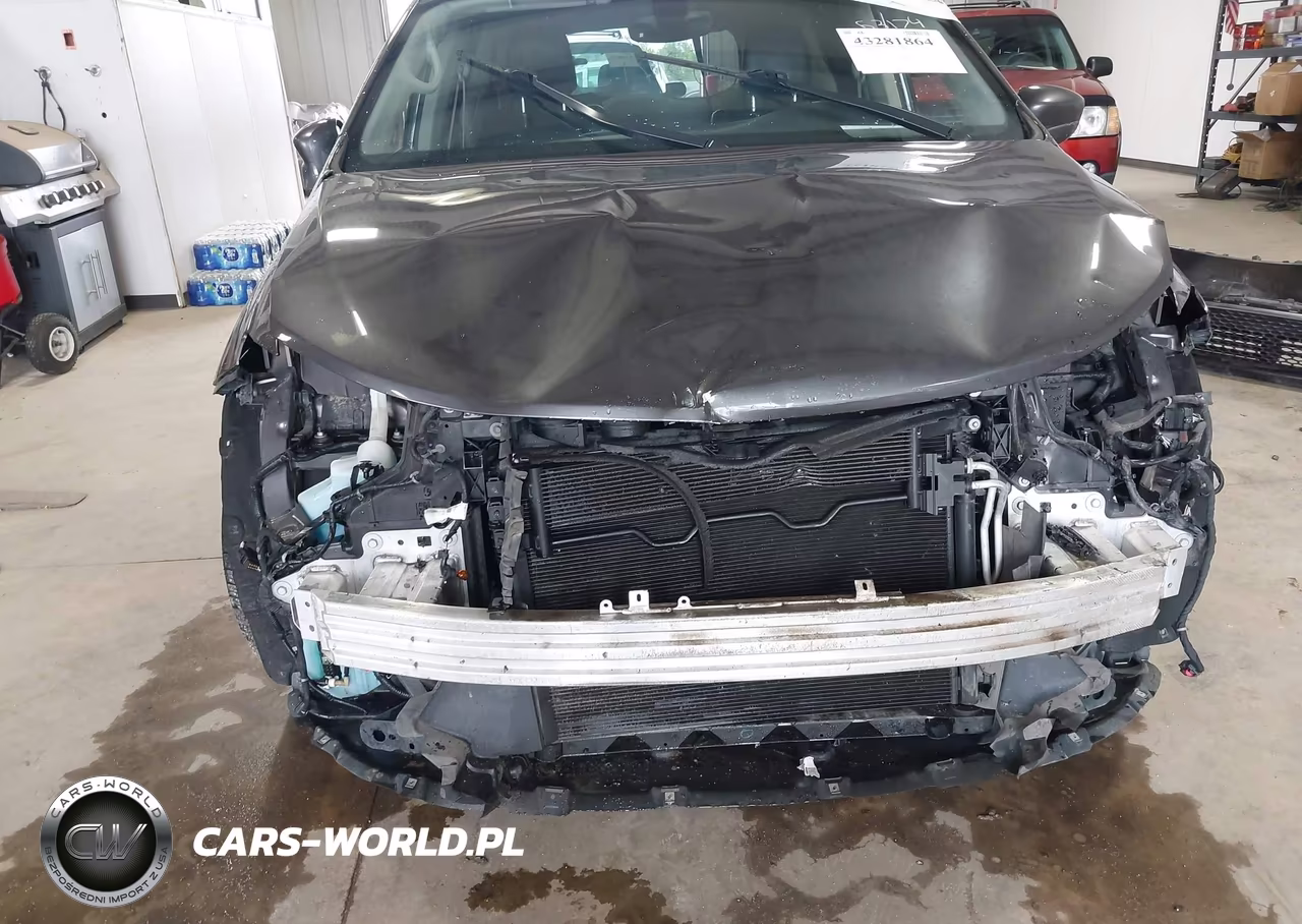 2018 Chrysler Pacifica Touring L Plus VIN:2C4RC1EG1JR130256 - 6