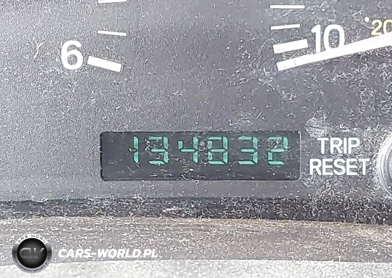2001 Jeep Cherokee Sport VIN:1J4FF48S01L586313 - 15