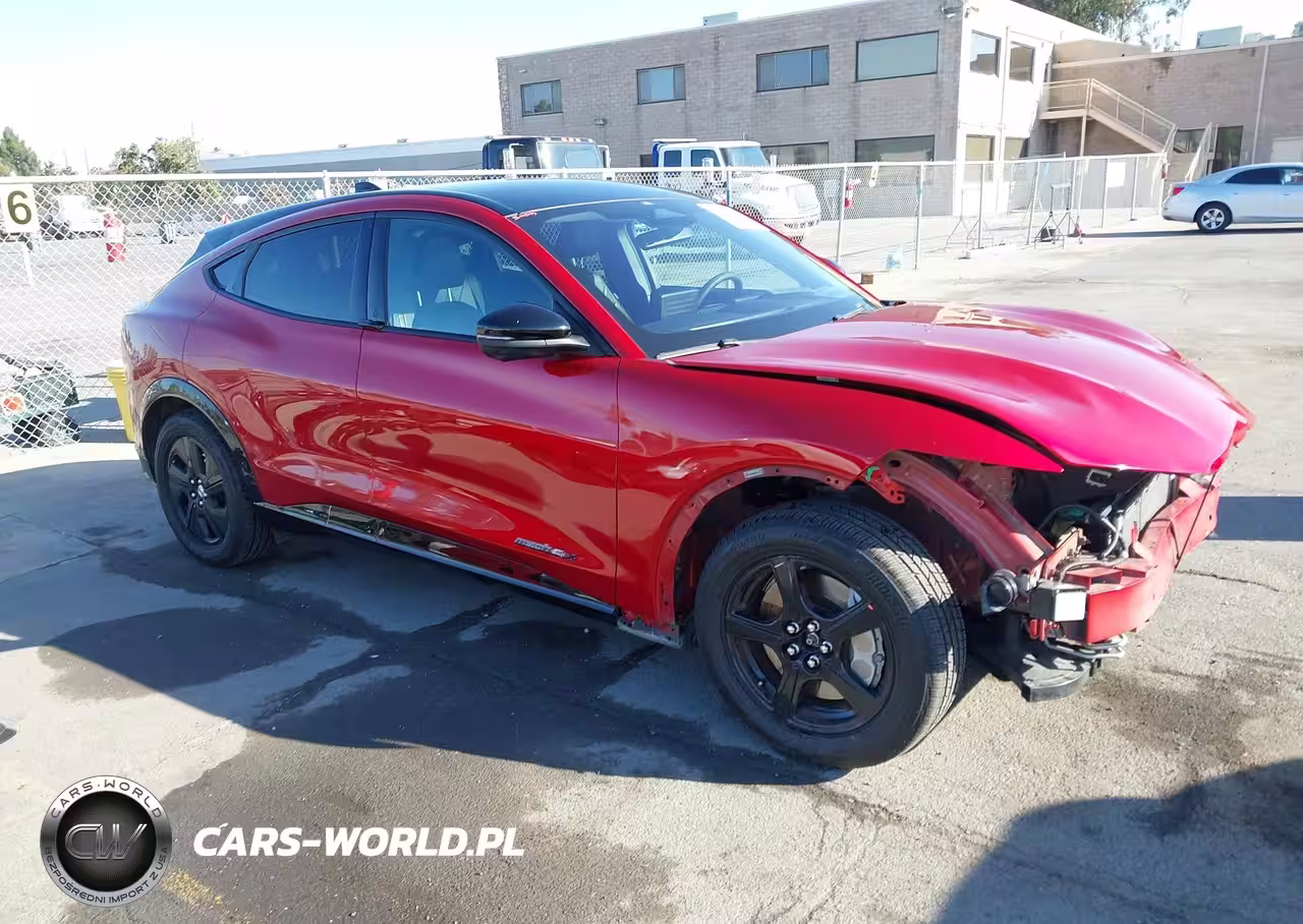 2022 Ford Mustang Mach-E California Route 1