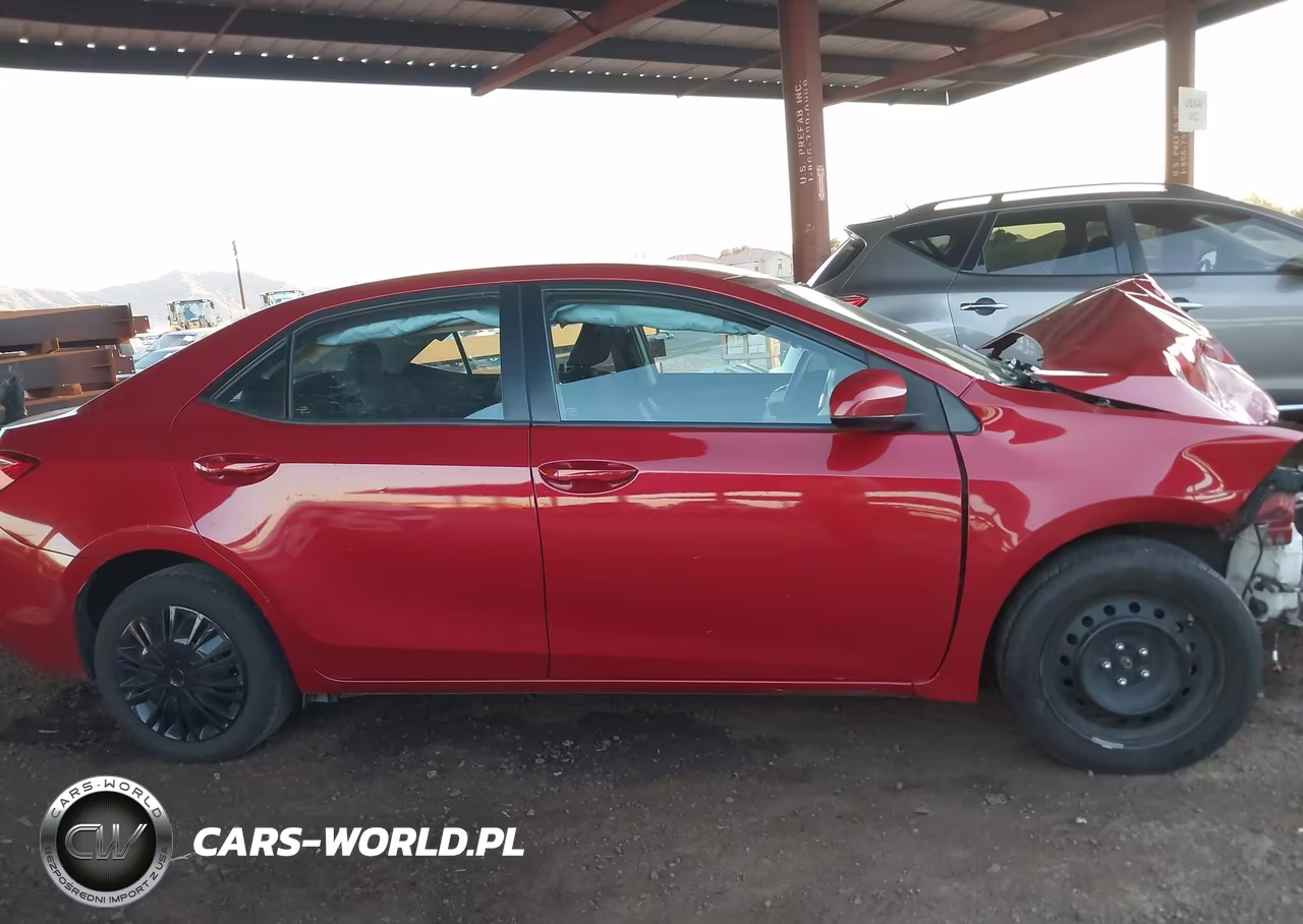 2017 Toyota Corolla Le VIN:5YFBURHE9HP663943 - 14