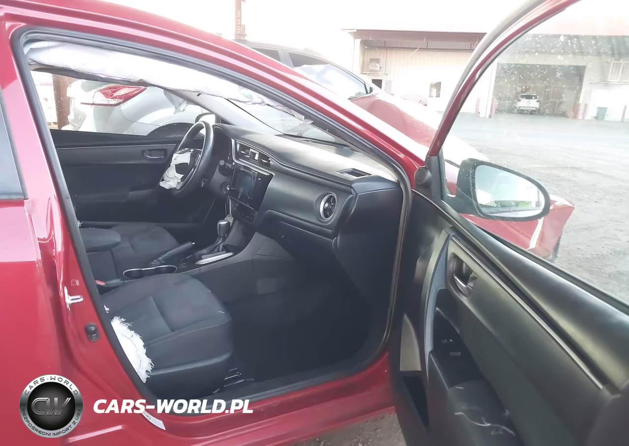 2017 Toyota Corolla Le VIN:5YFBURHE9HP663943 - 5