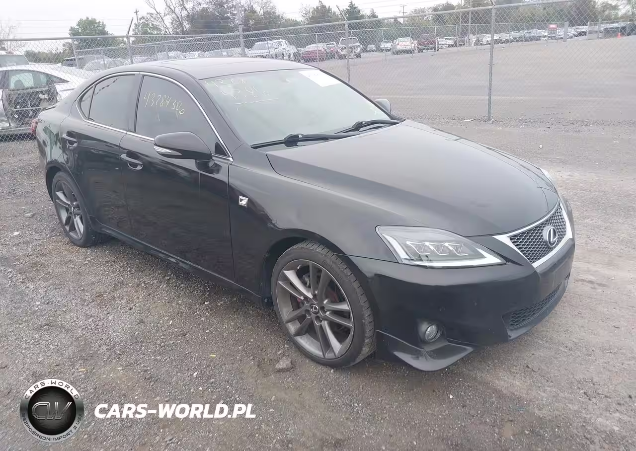 LEXUS