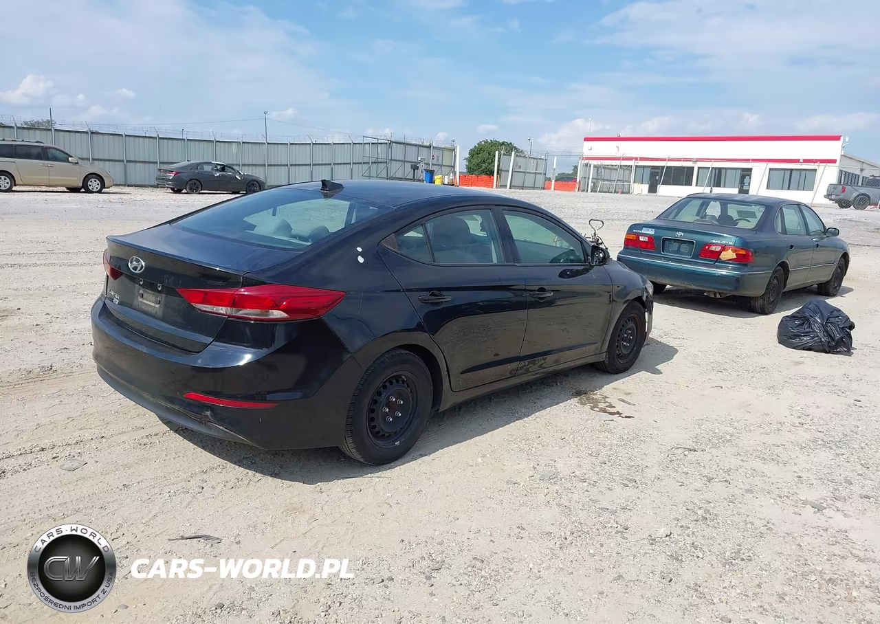 2017 Hyundai Elantra Se VIN:5NPD74LF9HH174751 - 4