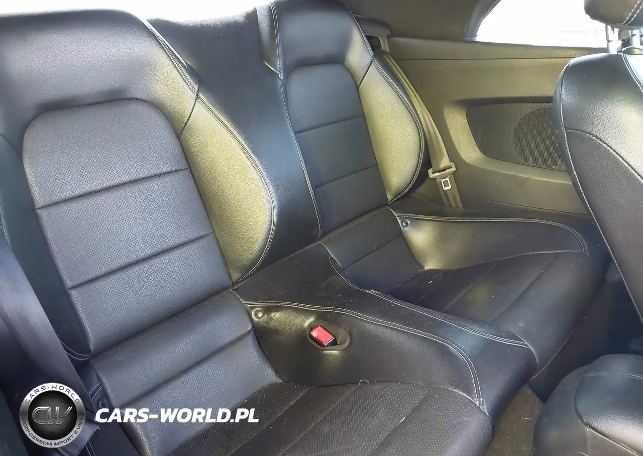 2020 Ford Mustang Ecoboost Premium VIN:1FATP8UH7L5121516 - 8