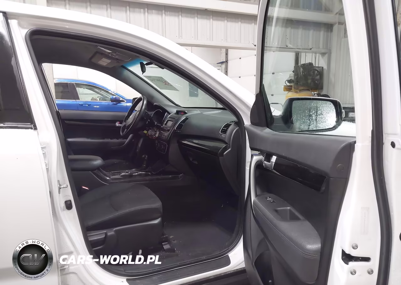 2014 Kia Sorento Lx VIN:5XYKTCA6XEG487083 - 5