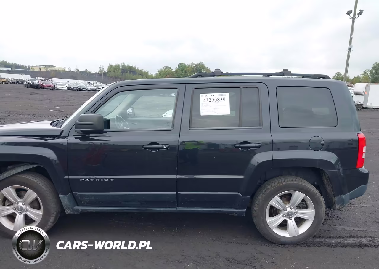 2011 Jeep Patriot Sport VIN:1J4NF1GBXBD212718 - 14