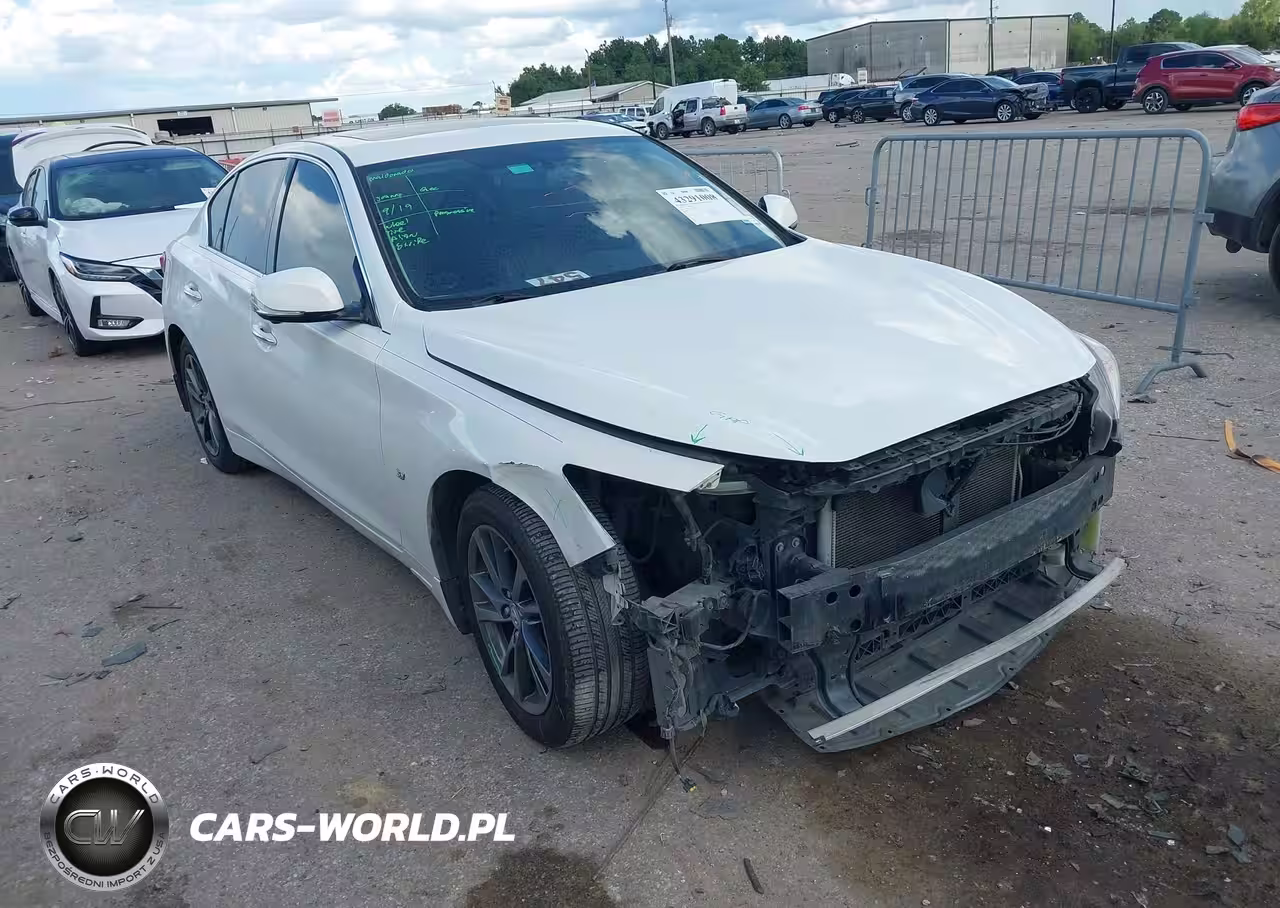 2015 Infiniti Q50 Premium