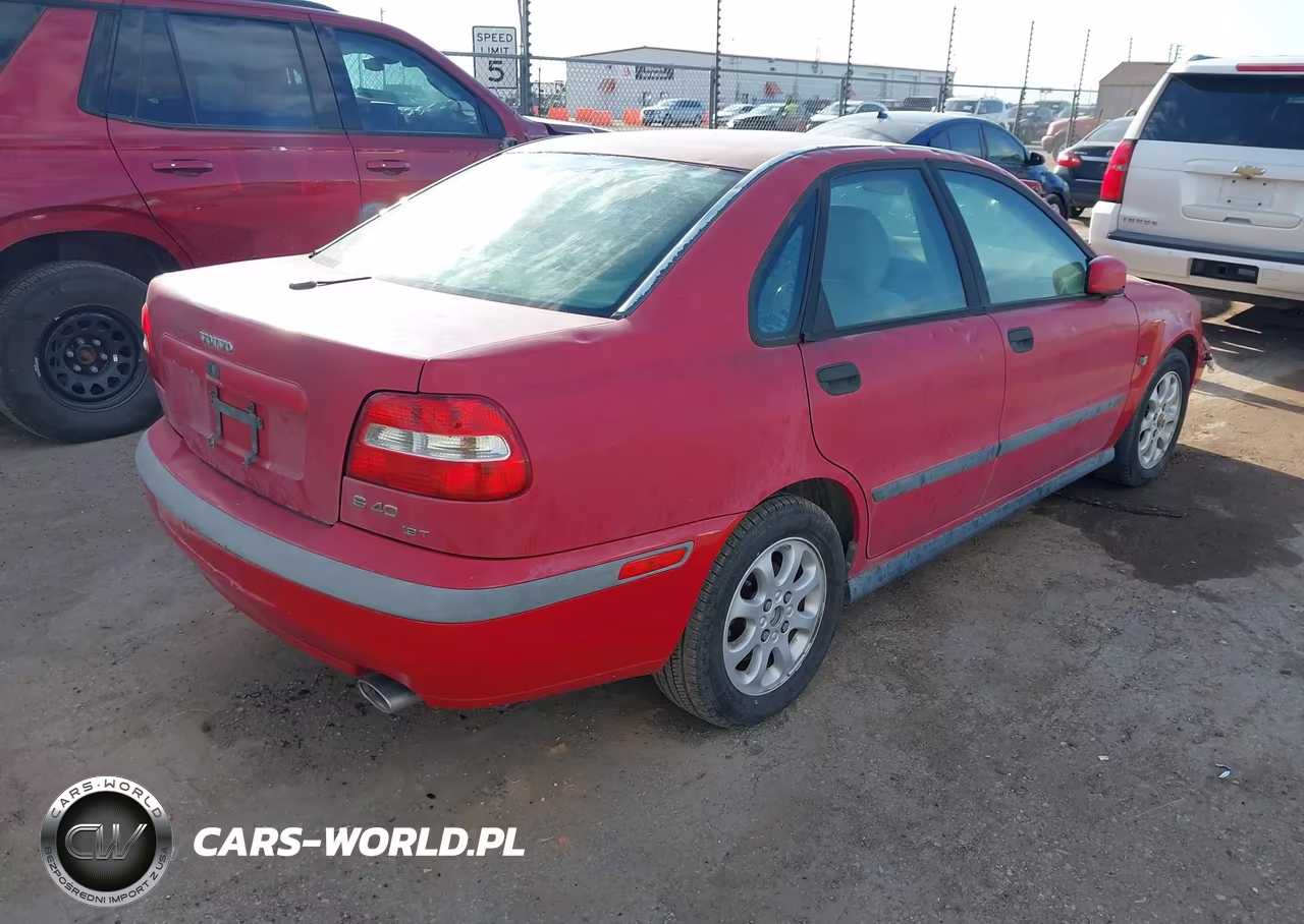 2001 Volvo S40 A-Sport Edition VIN:YV1VS29521F635689 - 4