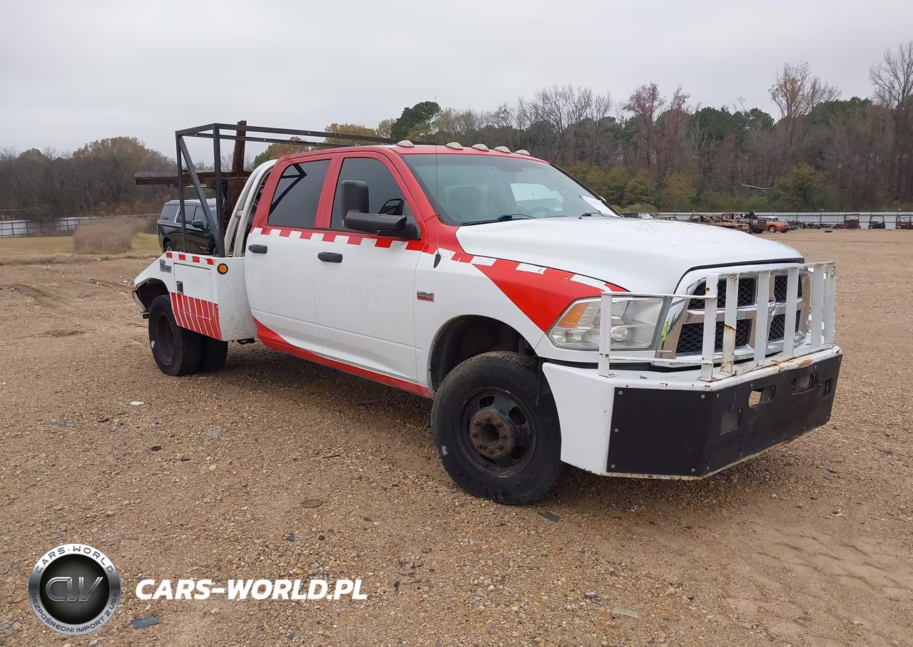 2018 Ram 3500 Chassis Tradesman-Slt-Laramie
