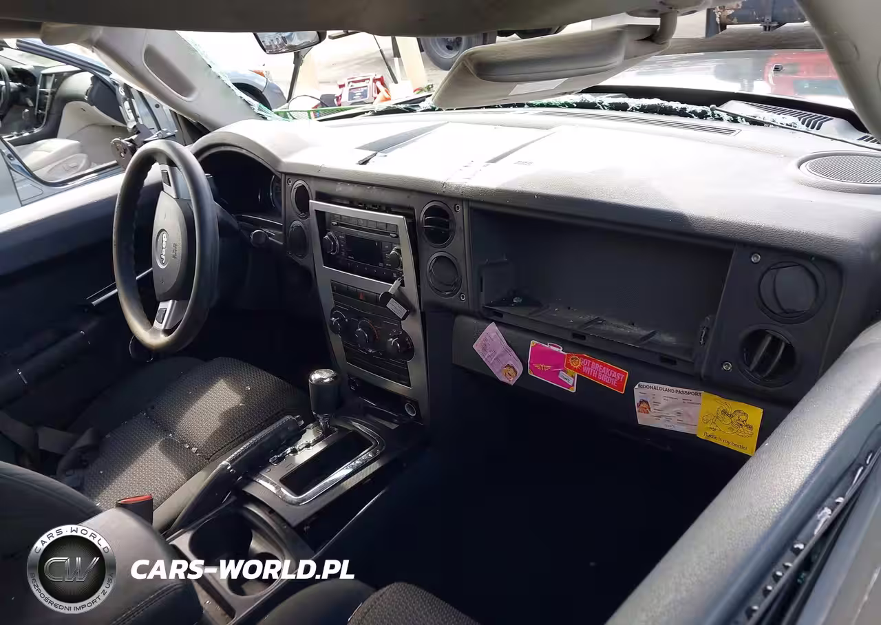 2009 Jeep Commander Sport VIN:1J8HG48K39C509838 - 5