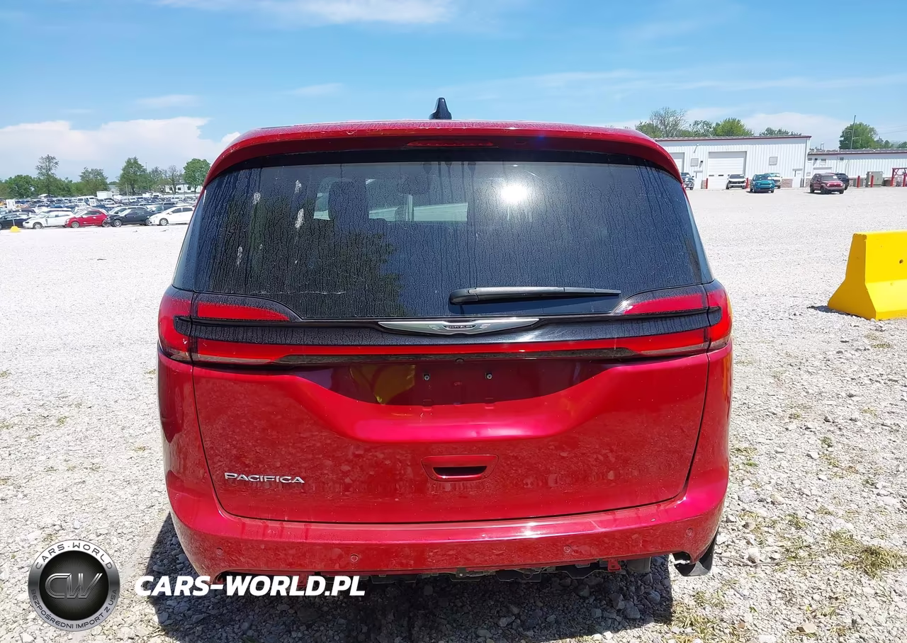 2024 Chrysler Pacifica Touring L VIN:2C4RC1BGXRR179374 - 16