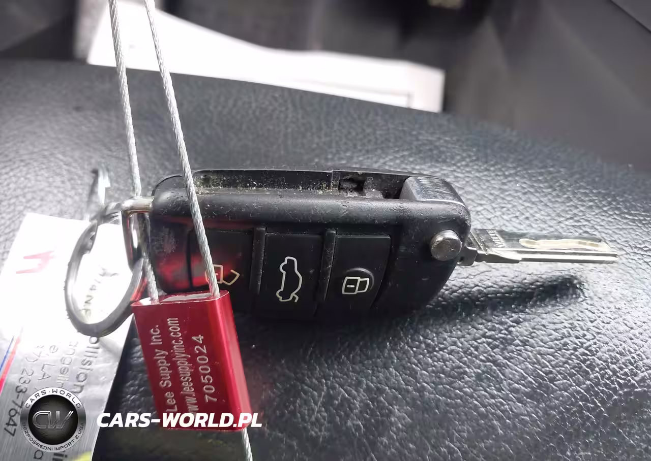 2017 Audi A3 2.0T Premium VIN:WAUGUGFFXH1043142 - 11