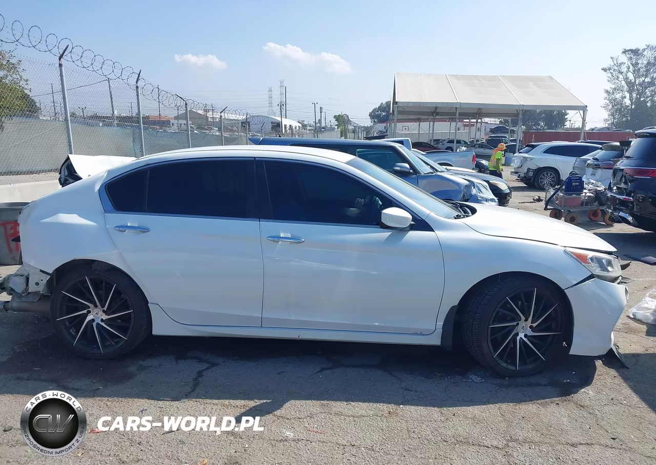 2016 Honda Accord Sport VIN:1HGCR2F51GA132238 - 14