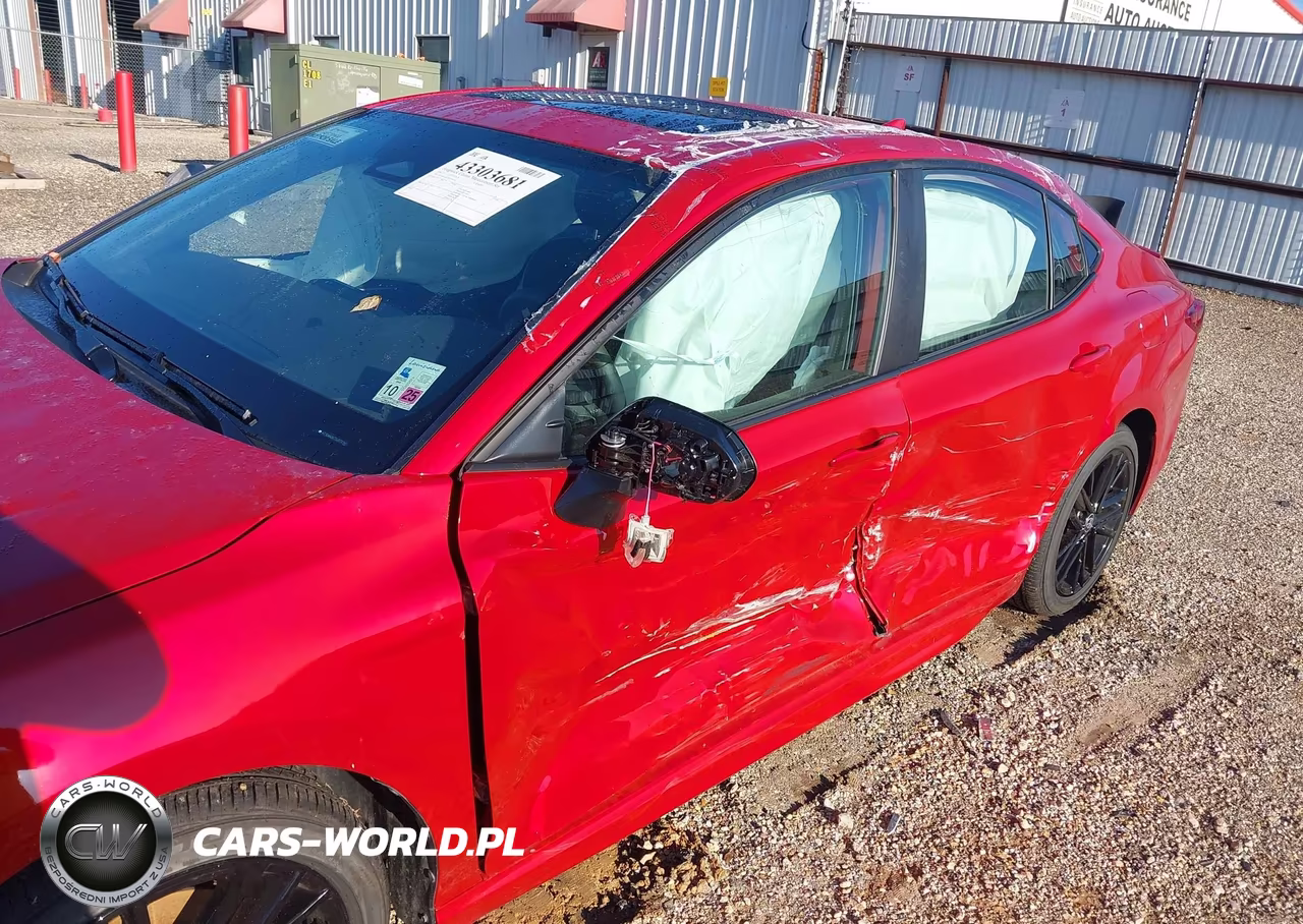 2025 Toyota Camry Se VIN:4T1DAACK7SU070149 - 12