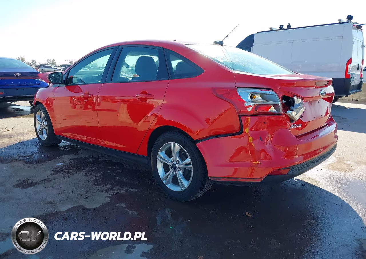 2013 Ford Focus Se VIN:1FADP3F26DL333773 - 3