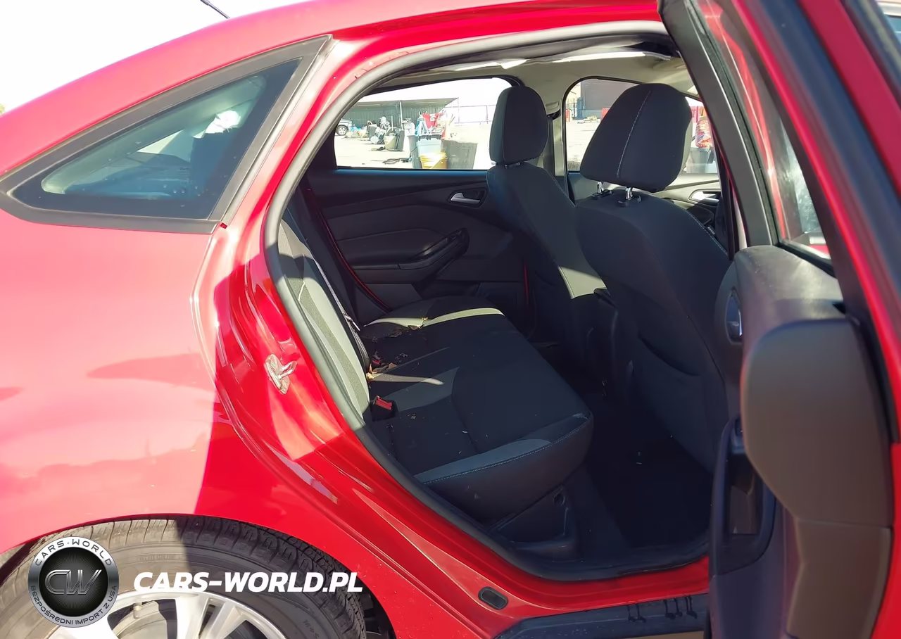 2013 Ford Focus Se VIN:1FADP3F26DL333773 - 8