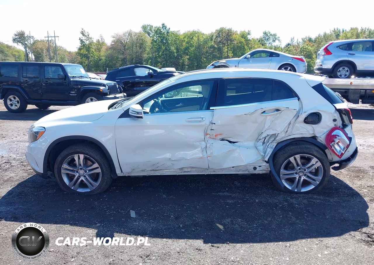 2017 Mercedes-Benz Gla 250 4Matic VIN:WDCTG4GB7HJ303218 - 18