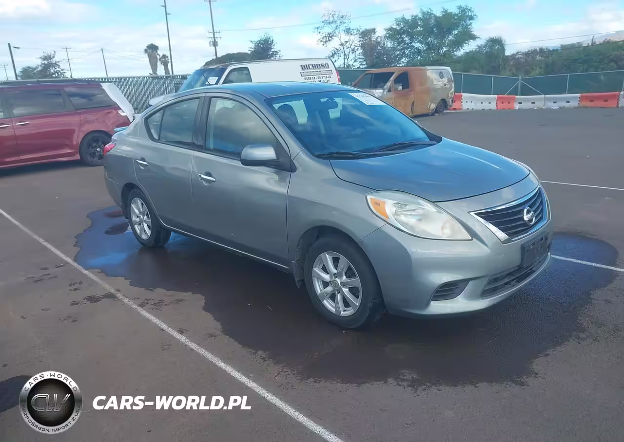 2014 Nissan Versa 1.6 Sv