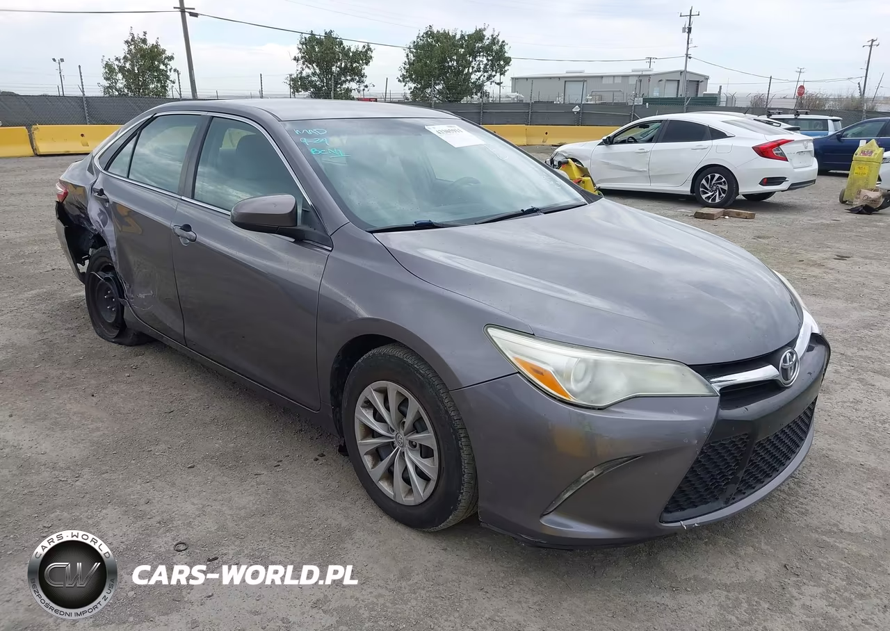 2015 Toyota Camry Le