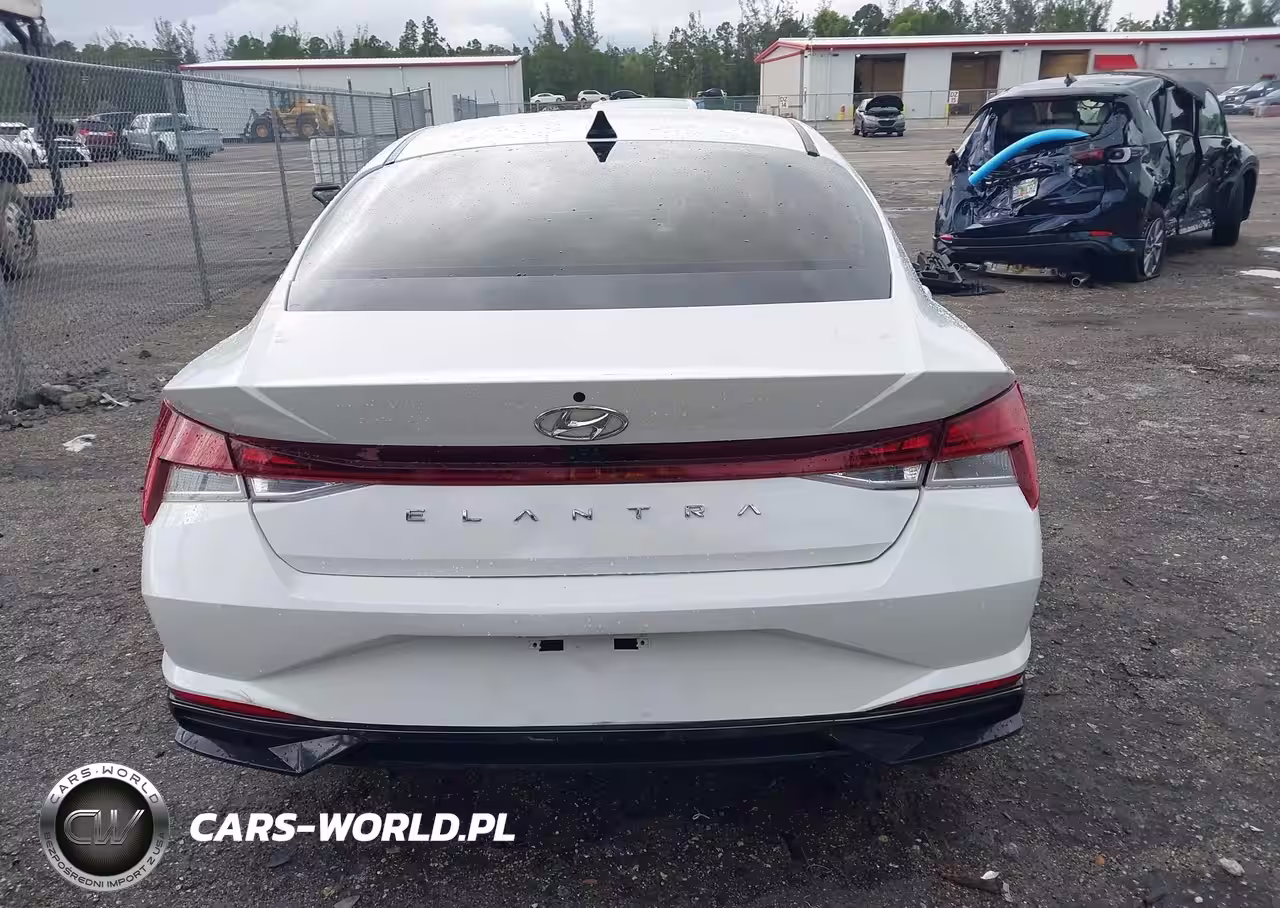 2022 Hyundai Elantra Sel VIN:5NPLN4AG0NH060341 - 17