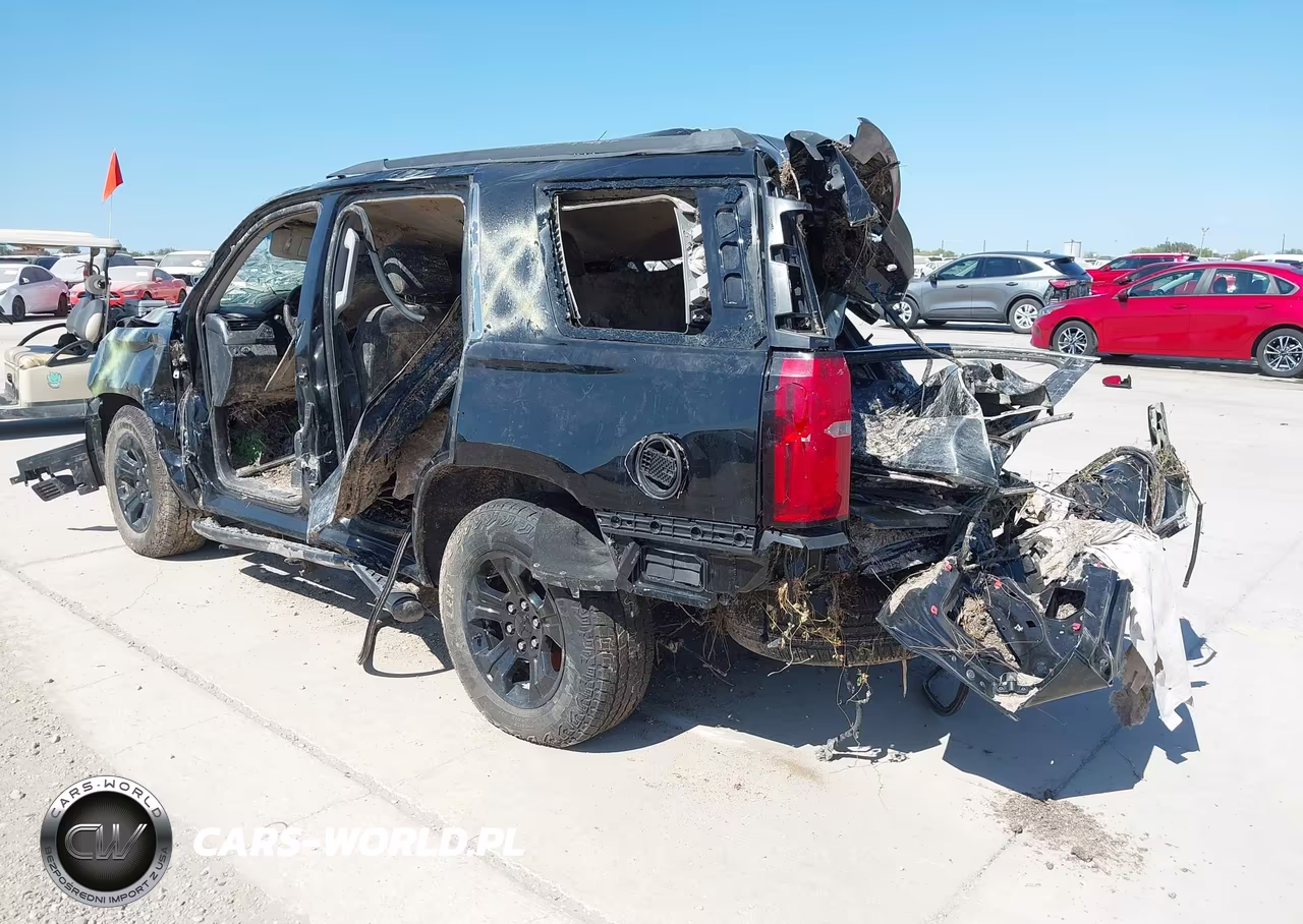 2019 Chevrolet Tahoe Ls VIN:1GNSCAKC0KR368939 - 3