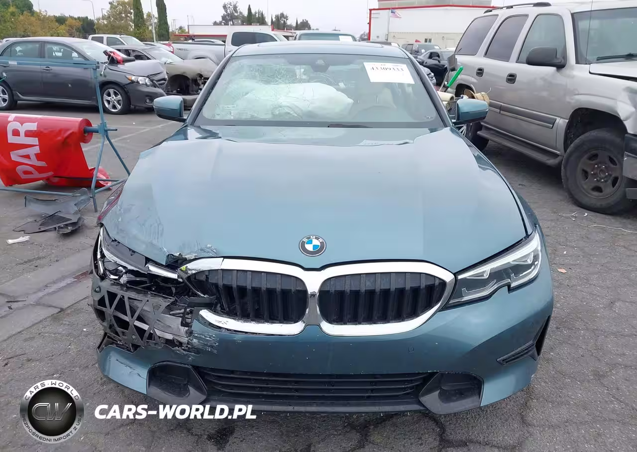2020 BMW 330I VIN:3MW5R1J01L8B31963 - 13
