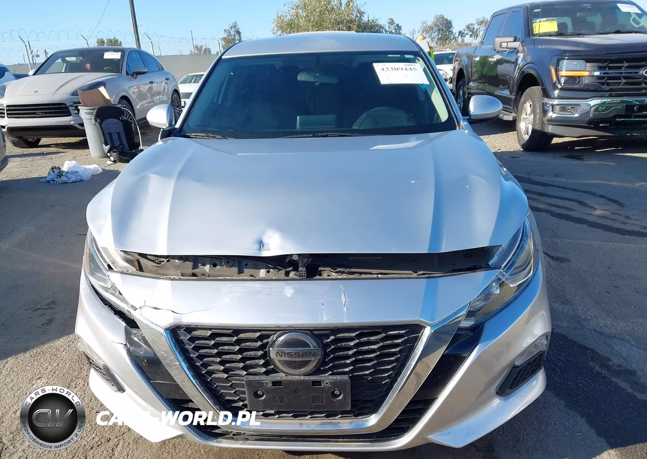 2019 Nissan Altima 2.5 S VIN:1N4BL4BV3KC161207 - 12