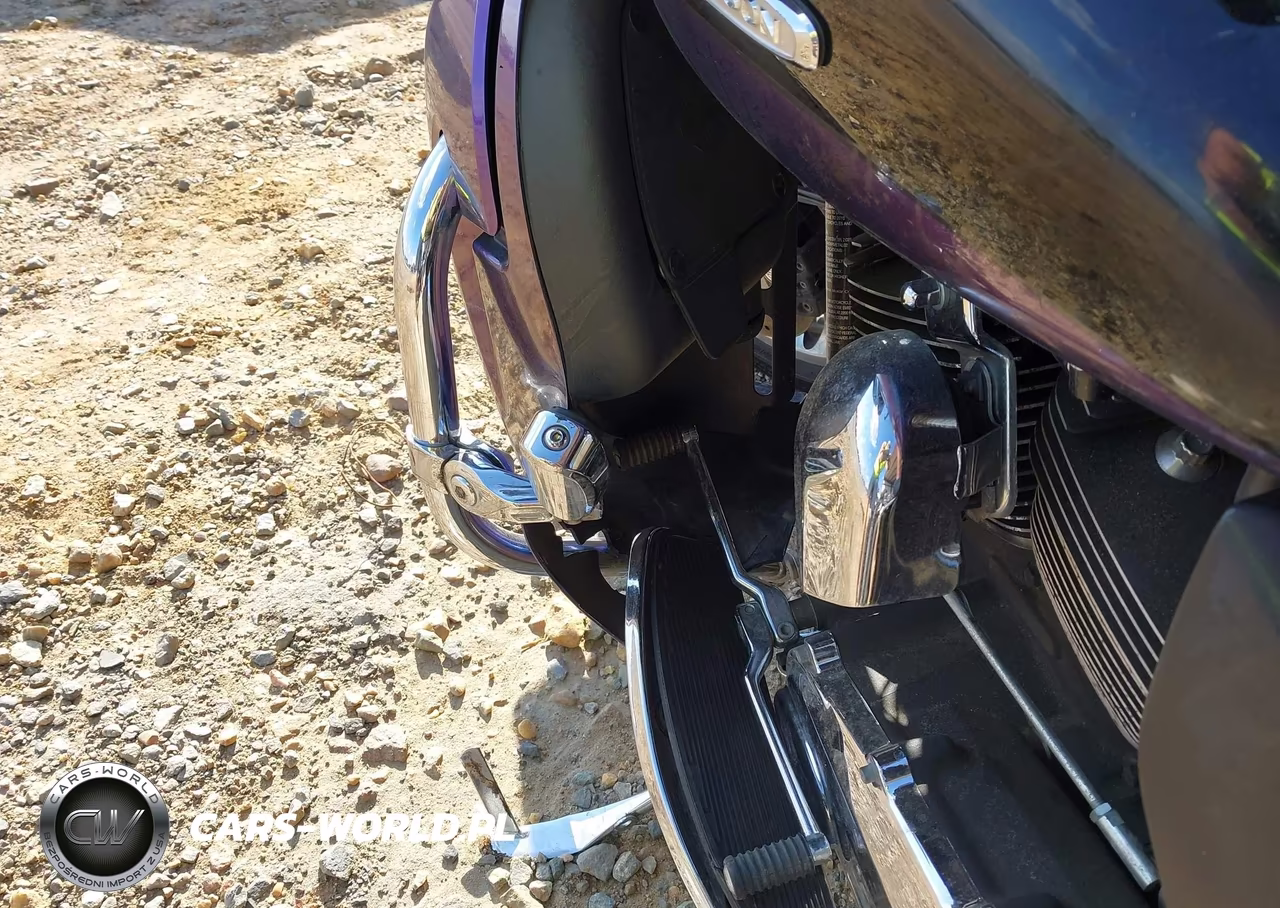 2010 Harley-Davidson Flhtk VIN:1HD1KEM16AB651779 - 17