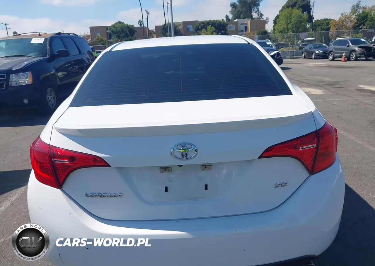 2017 Toyota Corolla Se VIN:5YFBURHE2HP610081 - 17